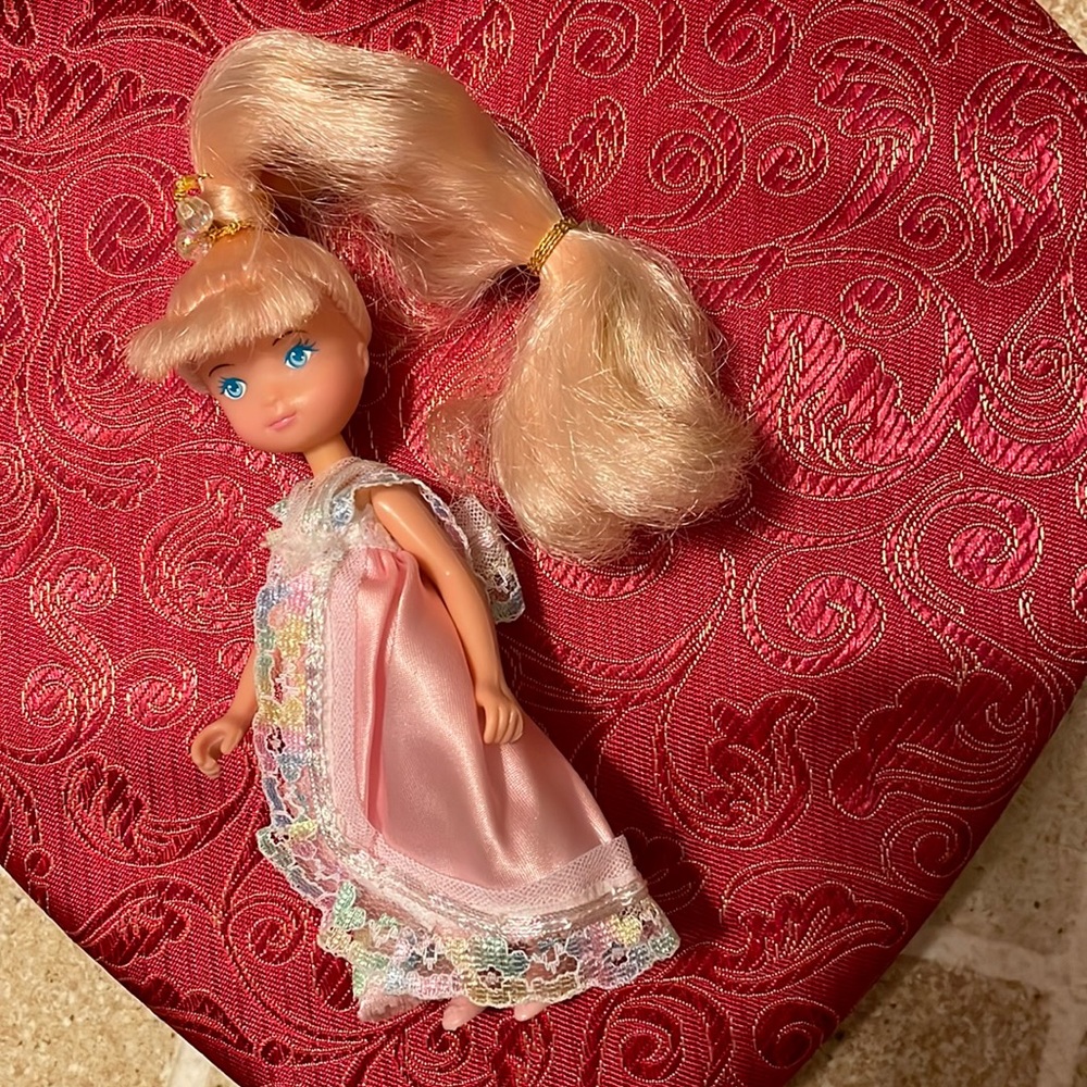 Enchanted princess fairytale Abigail Marchon vintage 1987 doll